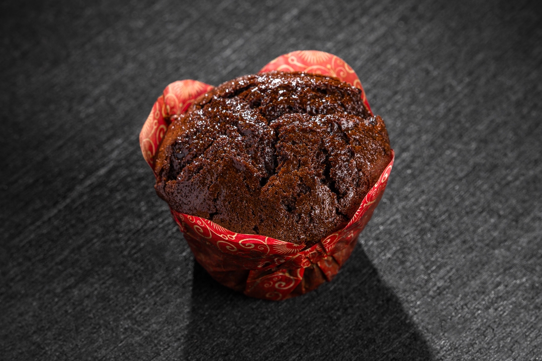 DOUBLE CHOCOLATE MUFFIN.