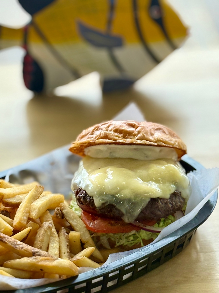Cheeseburger & Fries.
