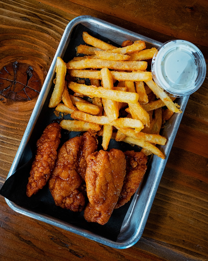 CHICKEN FINGERS (8).