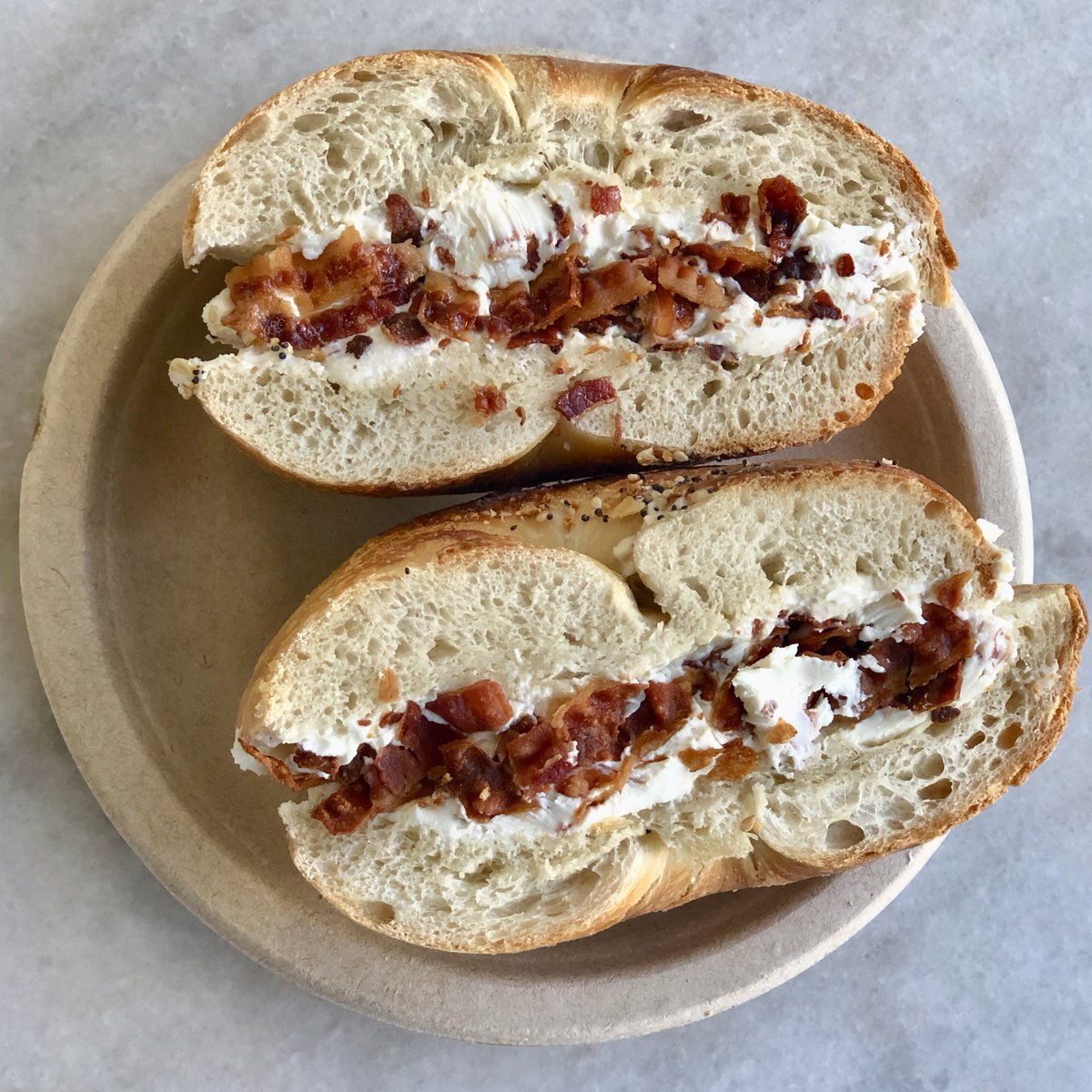 BAGLE W/ CREAM CHEESE & TURKEY BACON.