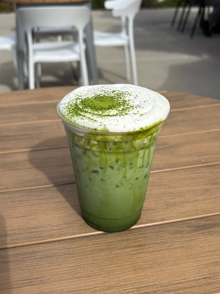 Bon Cheesecake Matcha Latte *Special*.