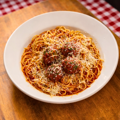 Large Spaghetti w/ Meatballs.