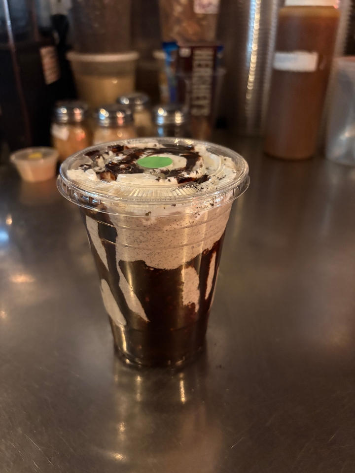 Oreo Shake.