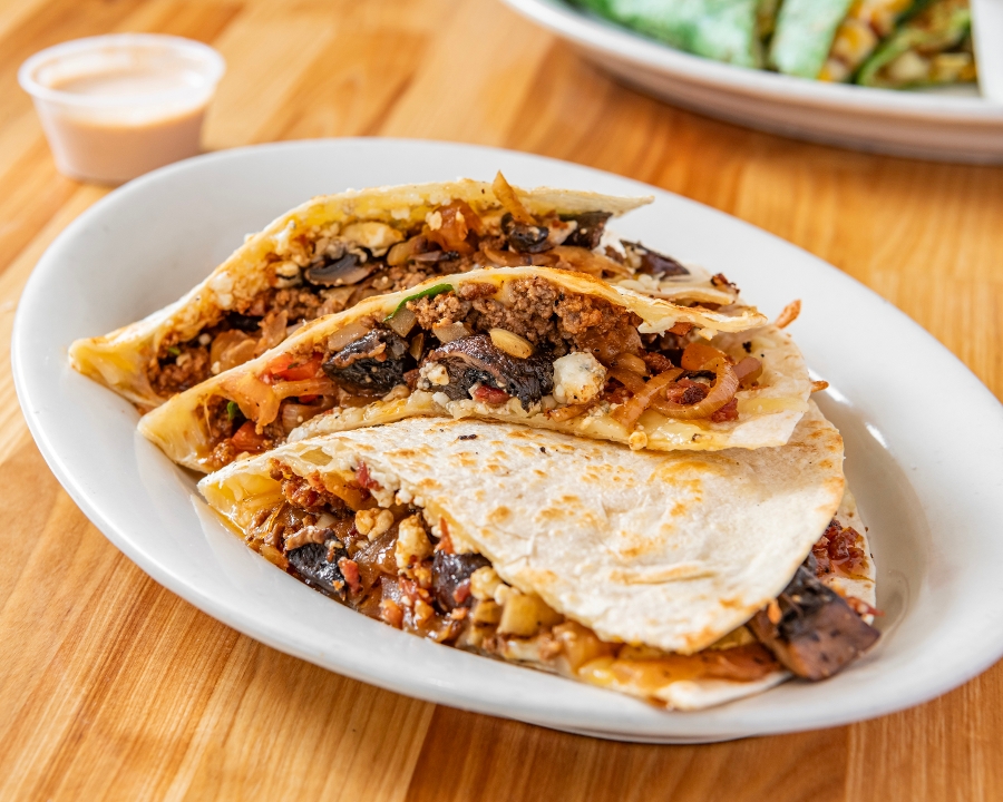 Bacon Azul Quesadilla.