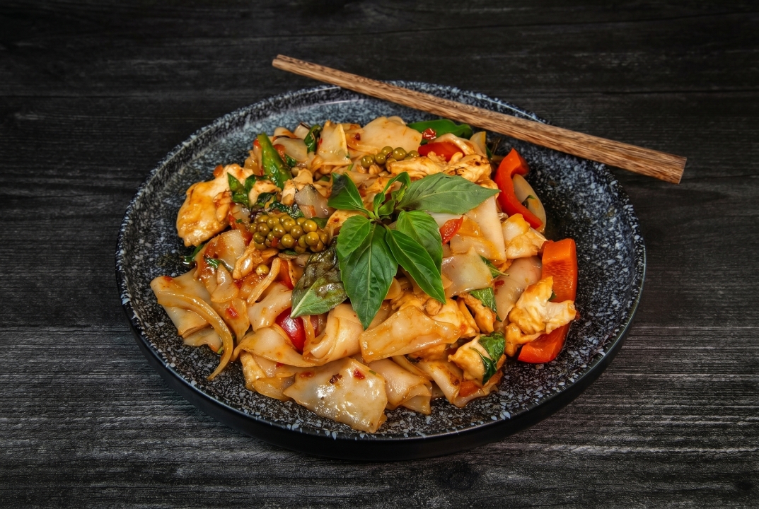 Pad kee mao.