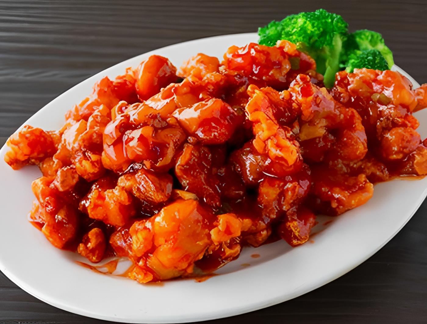 Orange Chicken (L).