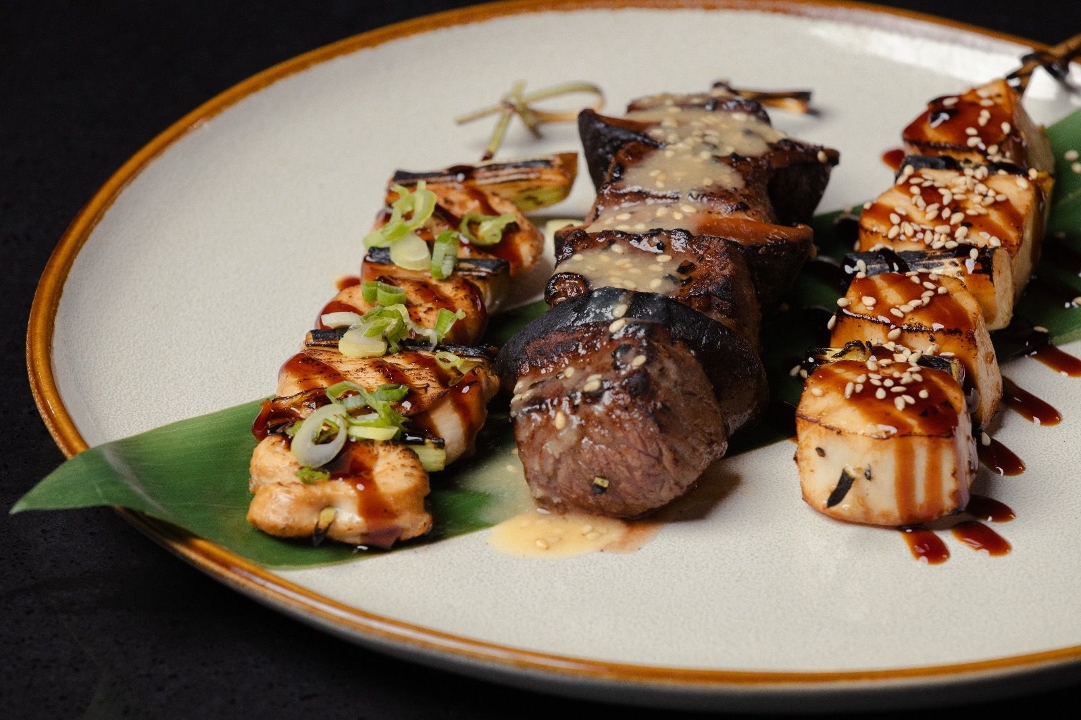 Robata (1 un).