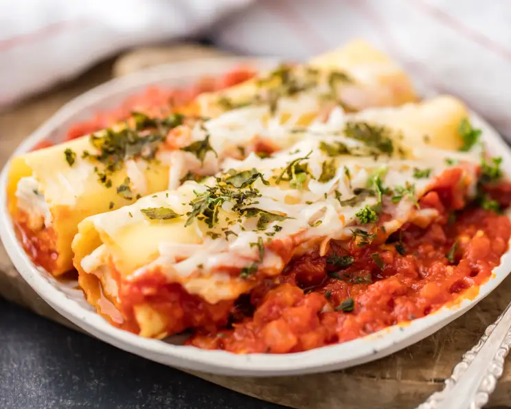 Baked Cheese Manicotti.