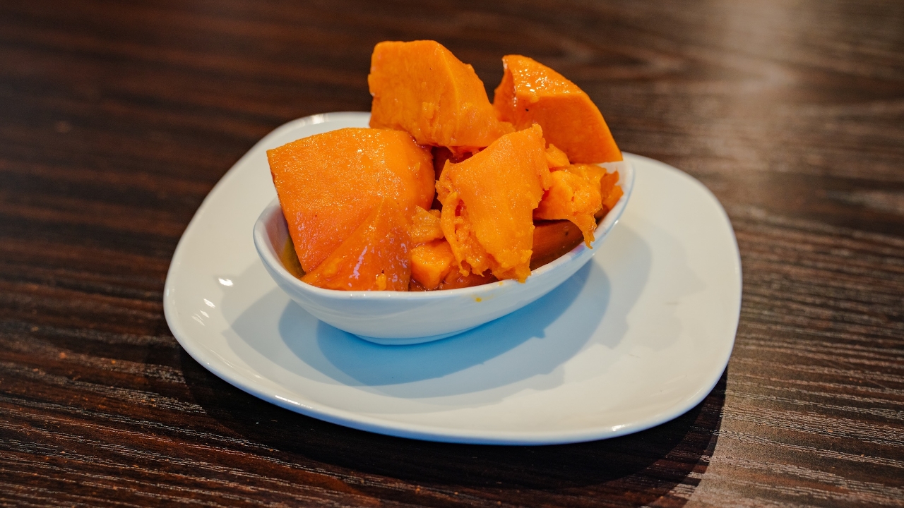 LARGE YAMS.