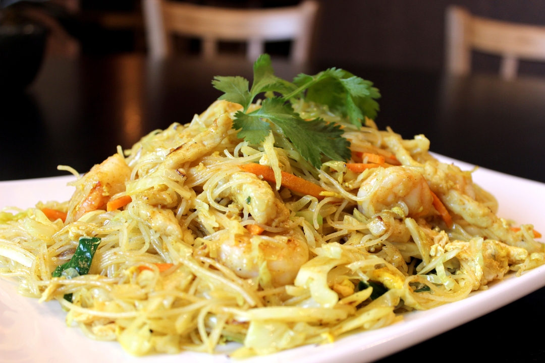 GF SINGAPORE NOODLES.