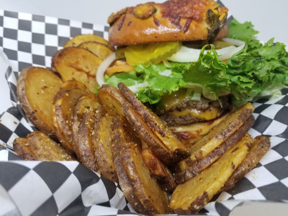 DOUBLE BAGEL CHEESEBURGER.