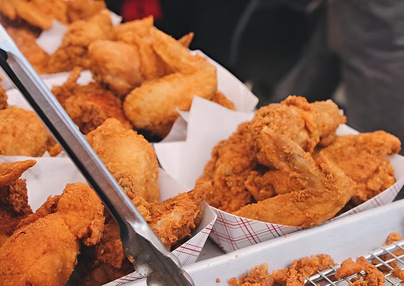 Wing ding dinner 8 piece.