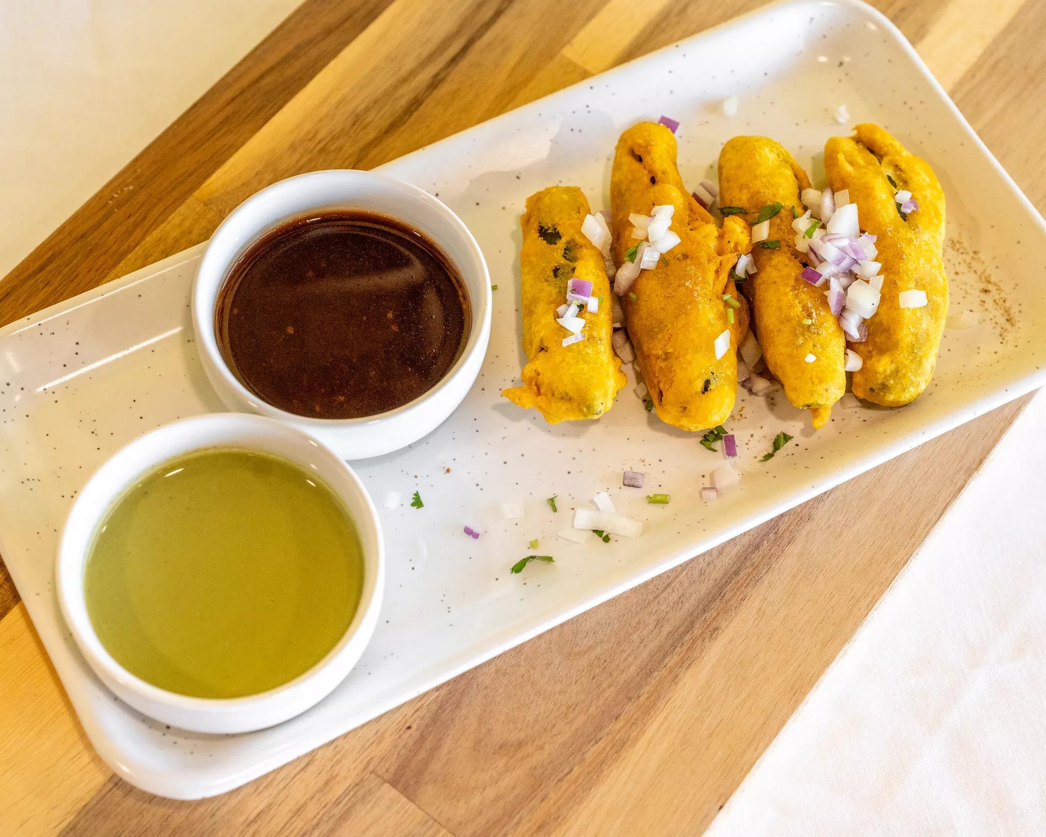 Mirchi Bajji (2/3 Pieces).