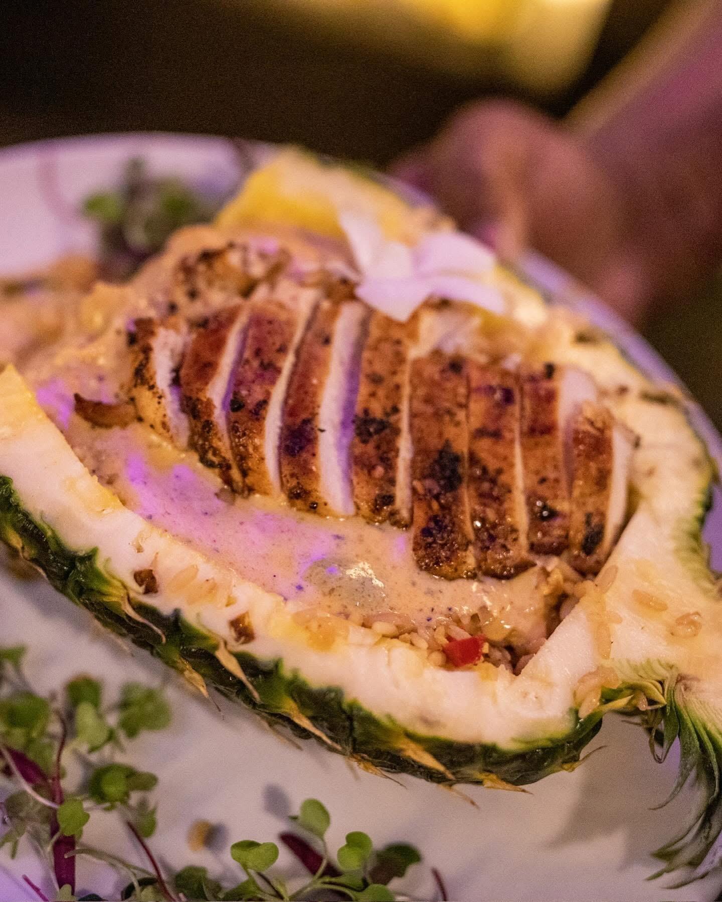 Grilled Chicken Pinneapple Bowl.