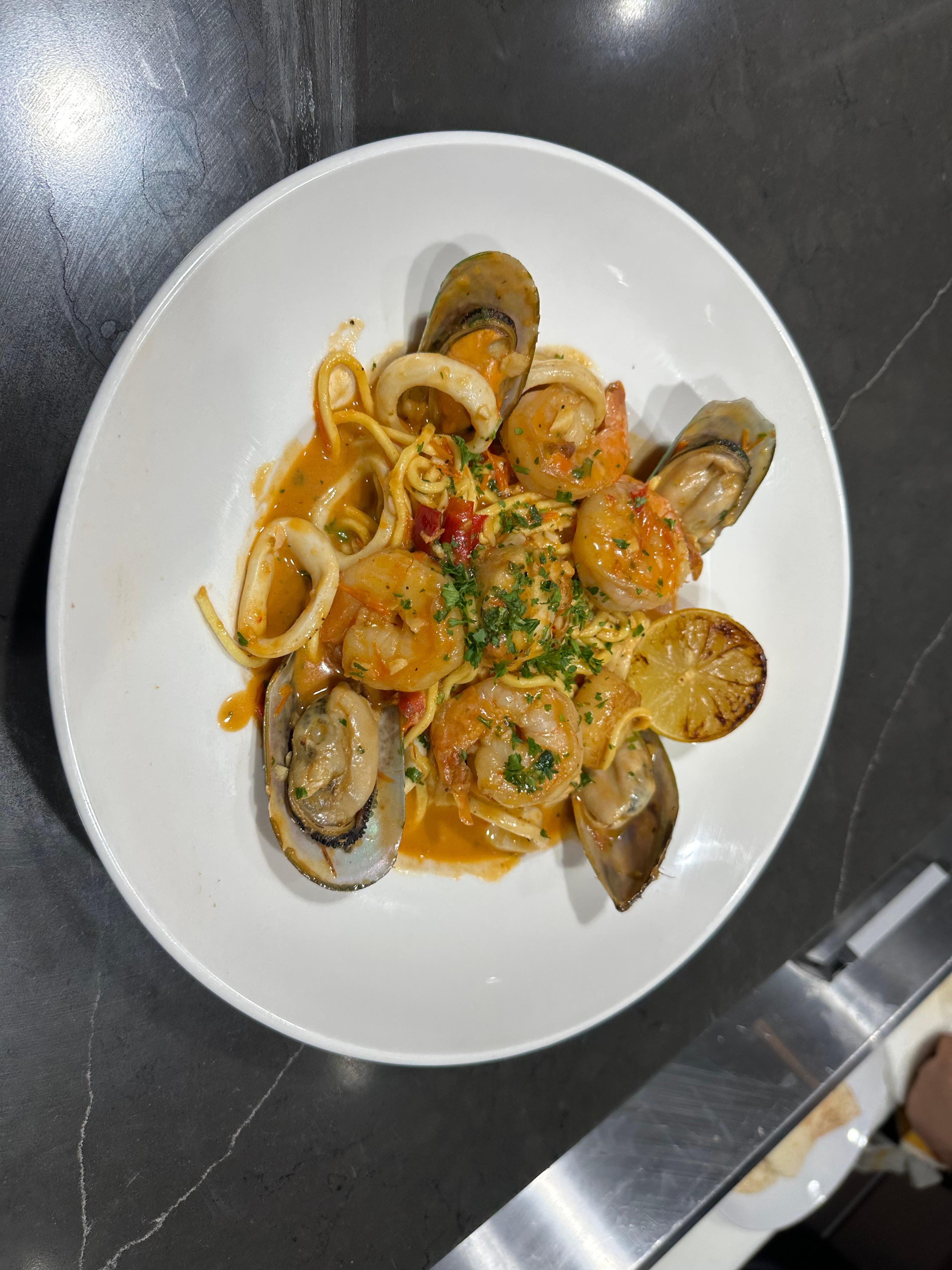 Frutti Di Mare Spaghetti.