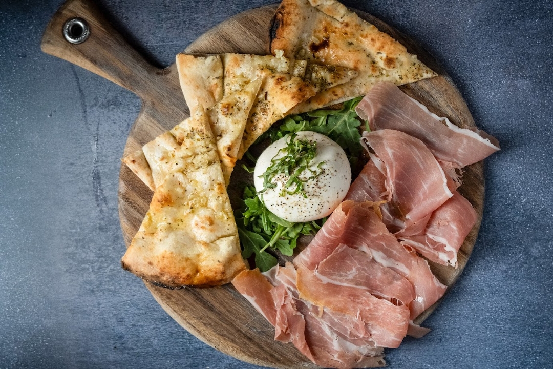 Prosciutto & Burrata.