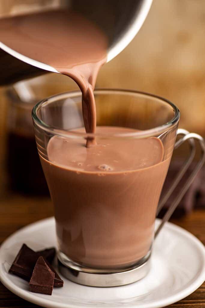 HAPPY HOT CHOCOLATE.