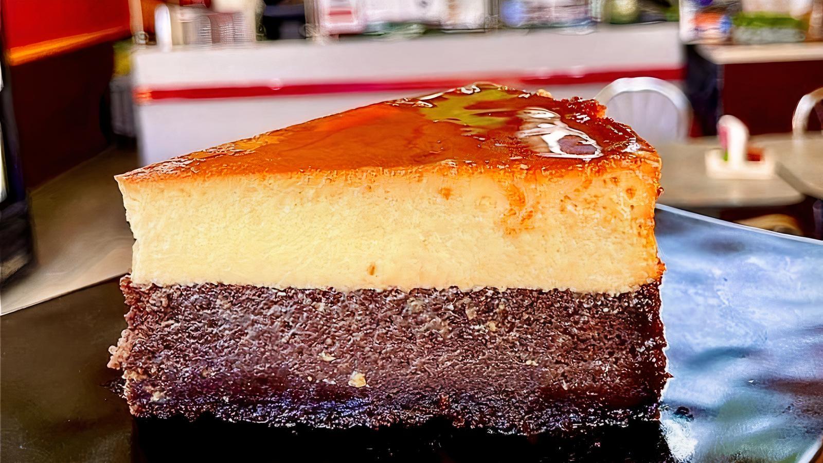 Chocoflan.