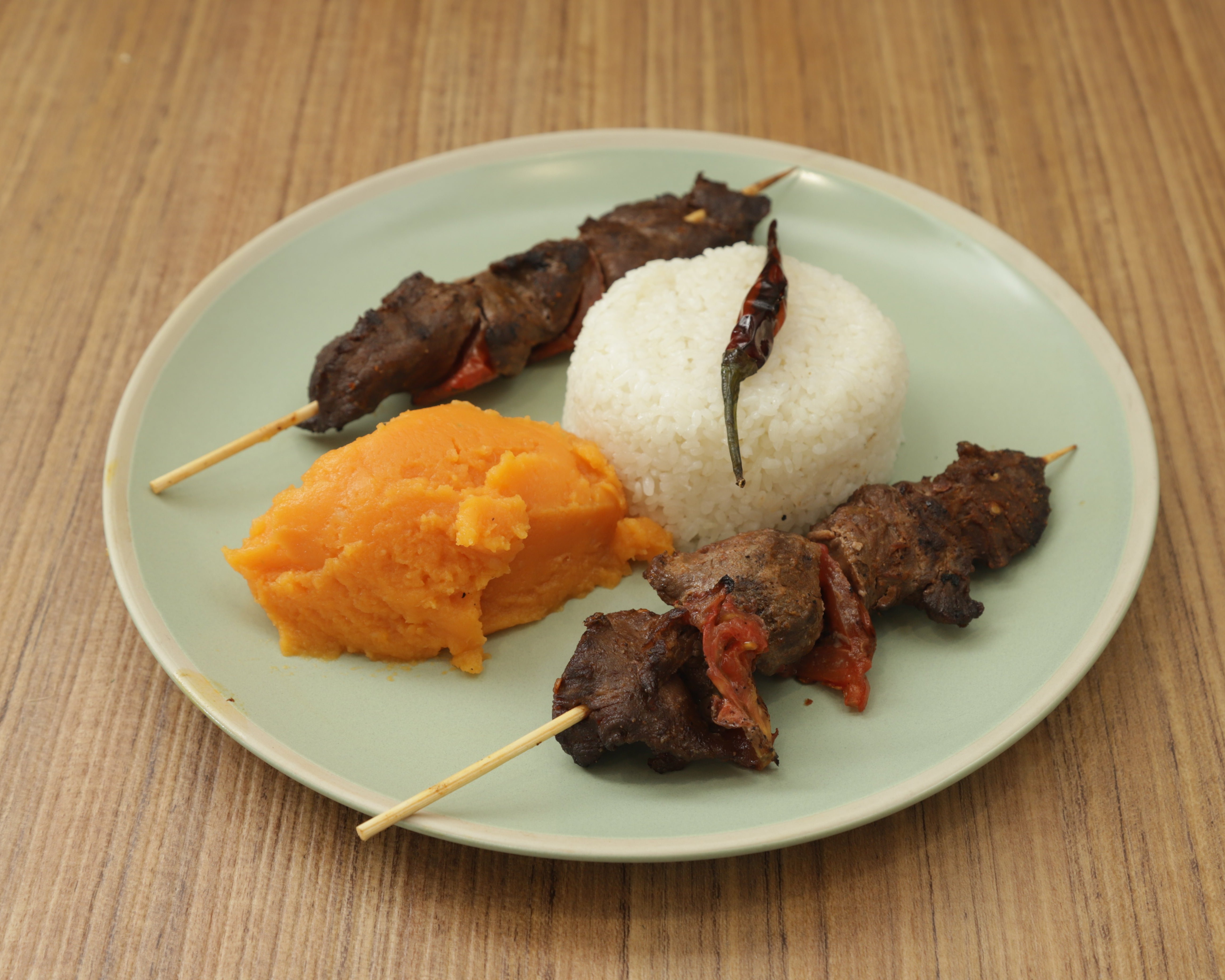 Tanti Michou (2 Brochettes de Boeuf Marinées )🥩🌋