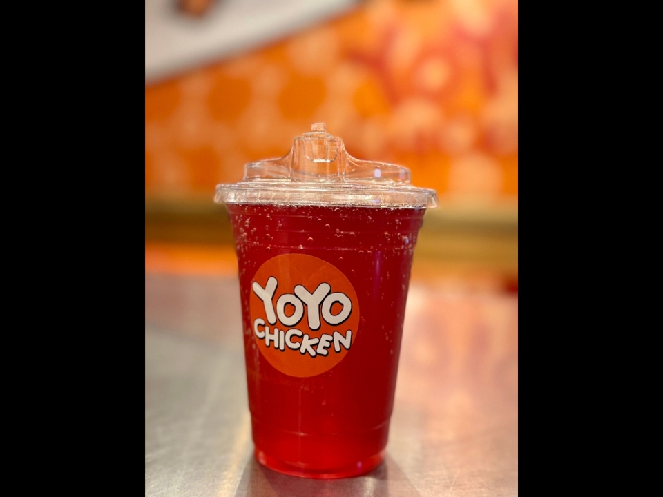 YoYo Strawberry Dragon Fruit Medium.