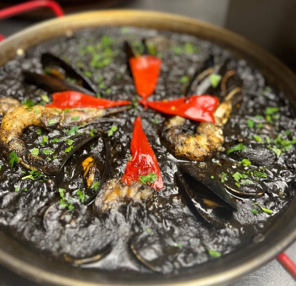 Black Paella.