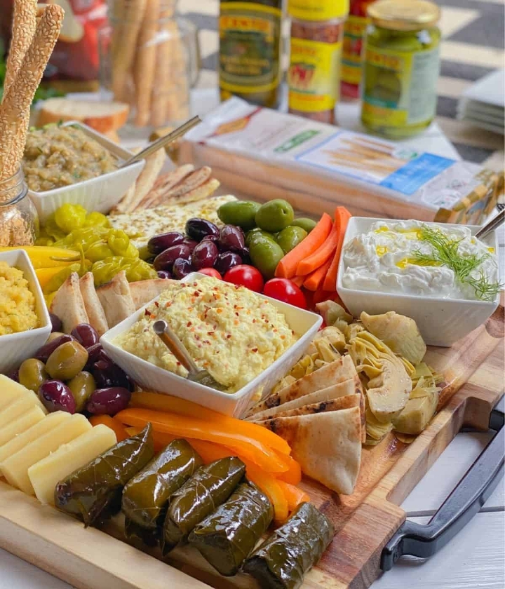 COLD MEZZE PLATE.