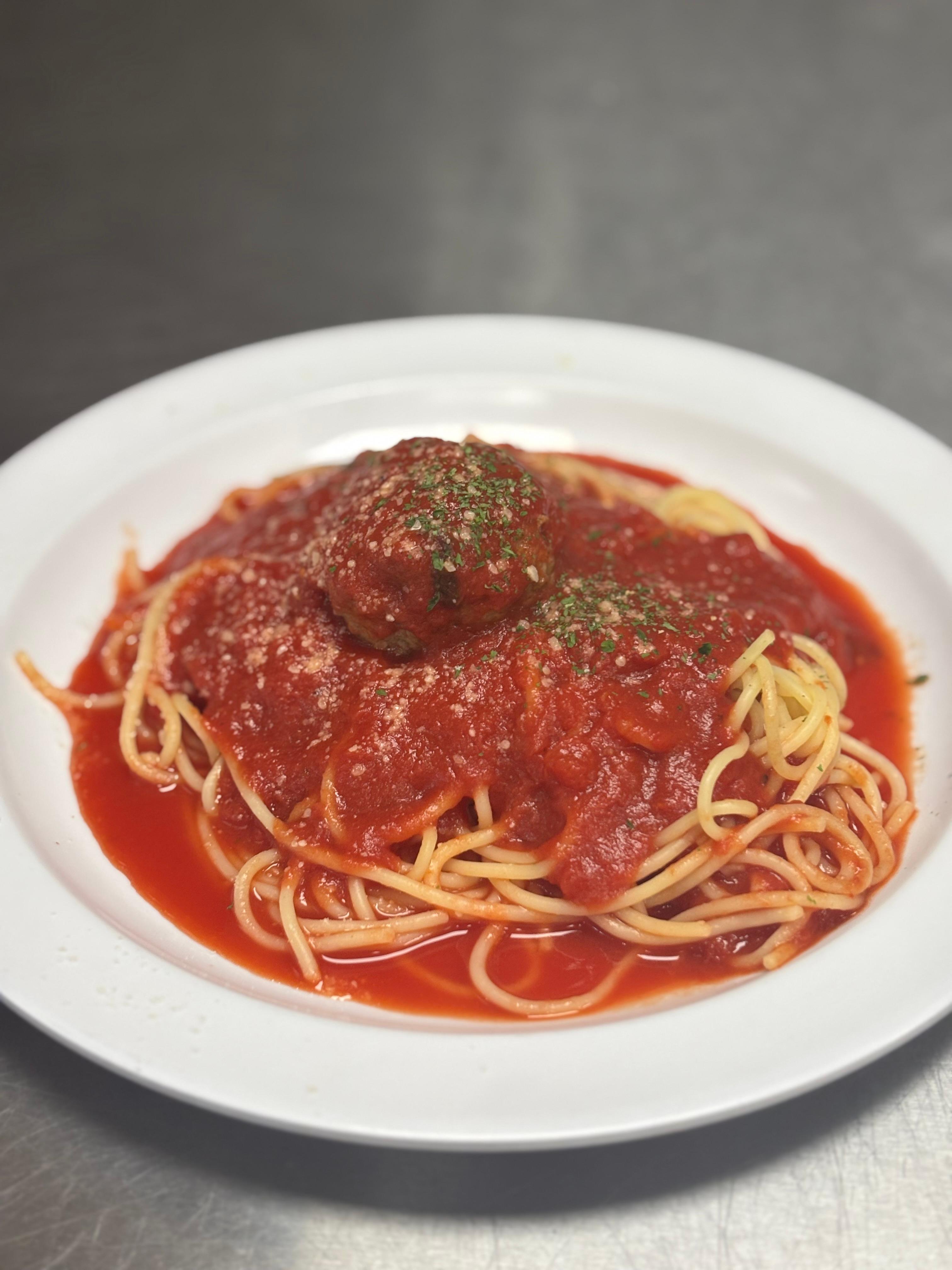 Lunch Spaghetti and Meatball.