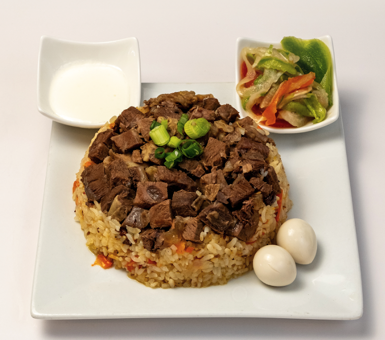 Polo (Served with Yogurt & Uyghur Salads)  手抓饭 (配酸奶&维吾尔沙拉）.