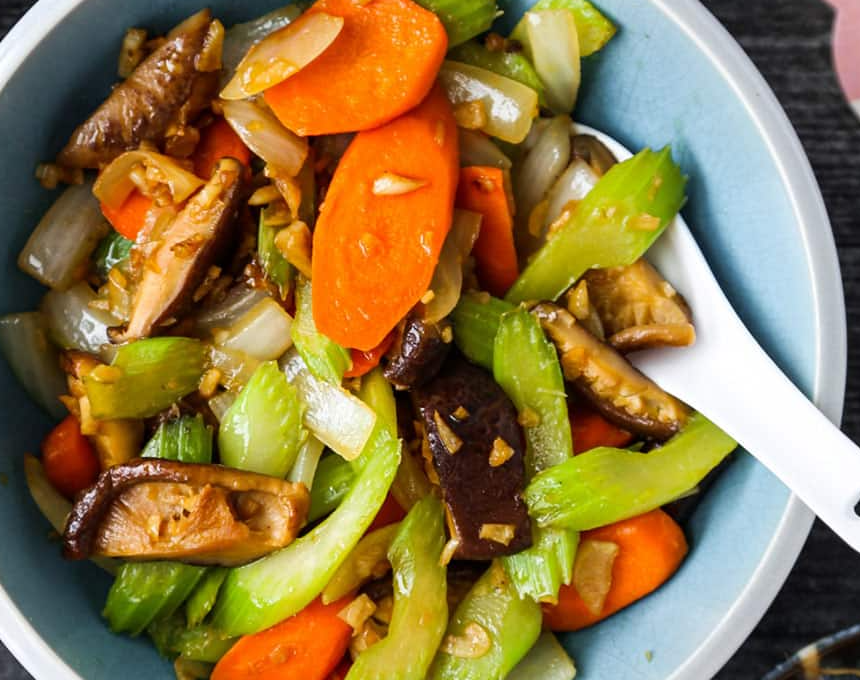 MIXED VEGETABLES w/ BROWN SAUCE.