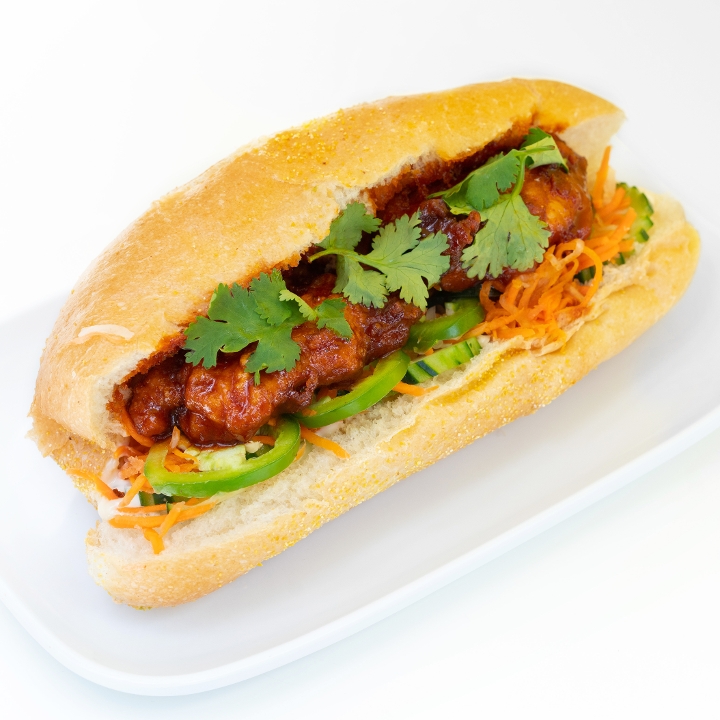 Spicy Gochu Chicken Banh Mi 🌶️.
