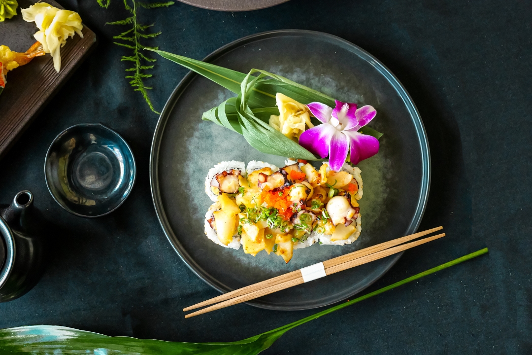 Spicy Conch Octopus Volcano Roll.