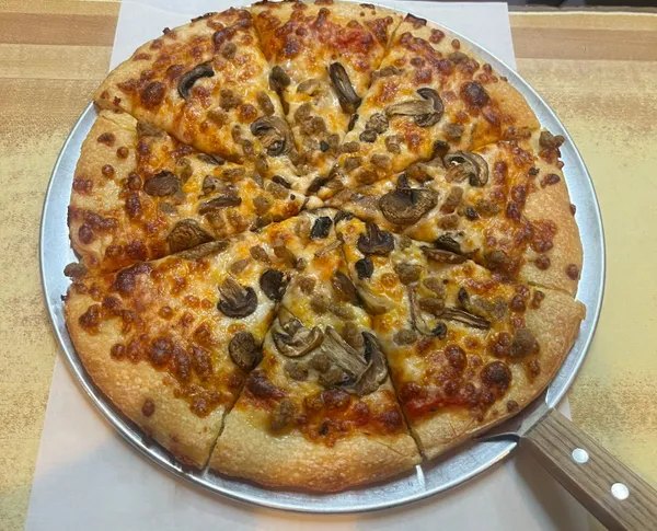 Thin Crust Round Pizza.