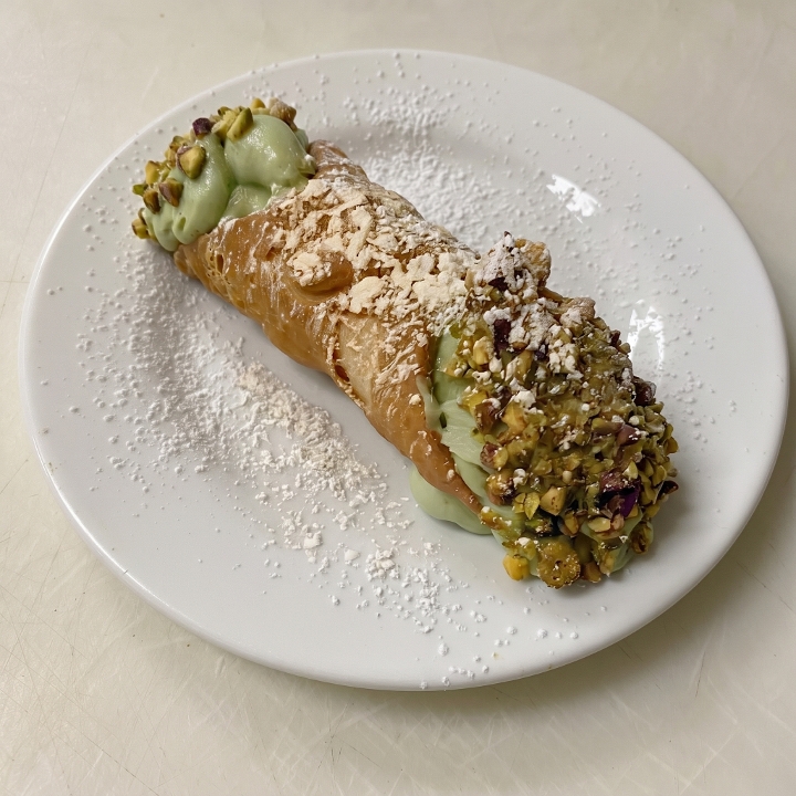 Specialty Cannolis.