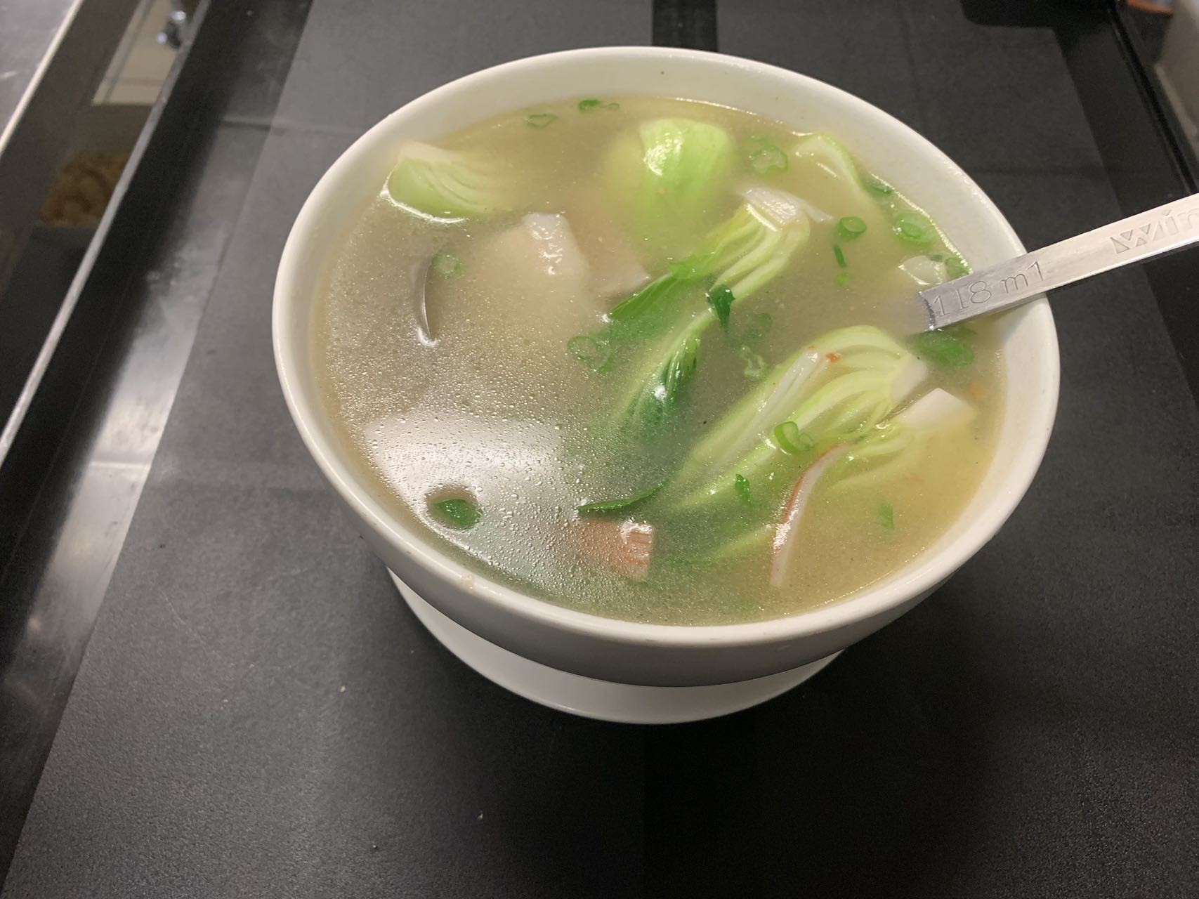 15 海鲜汤SEAFOOD SOUP FOR 2.