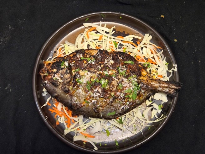 Masala Tandoori Pomfret (whole fish).
