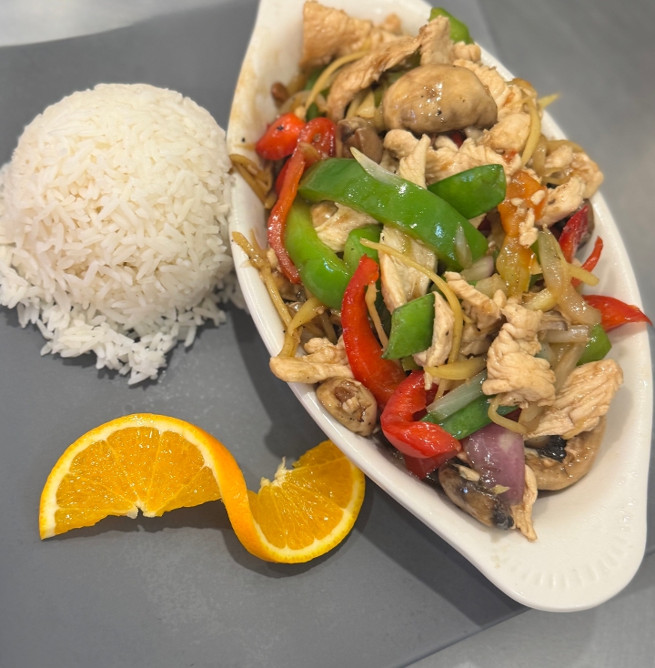 Ginger Delight (Lunch Special) with choice of Protien.