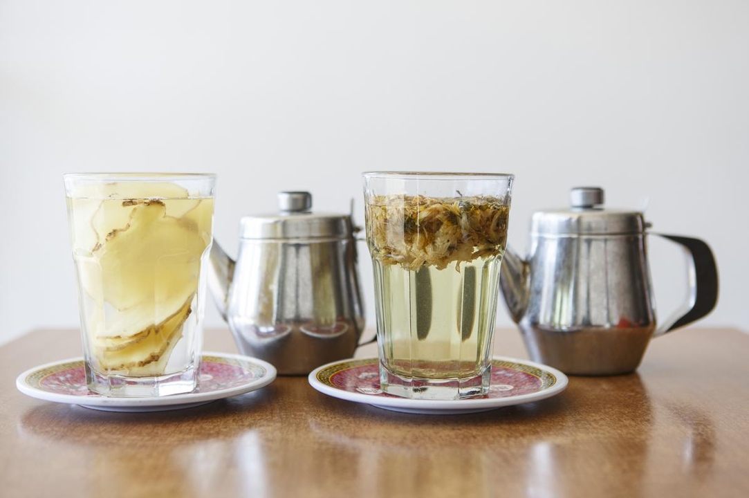 Tra Nong – Fresh Hot Tea.