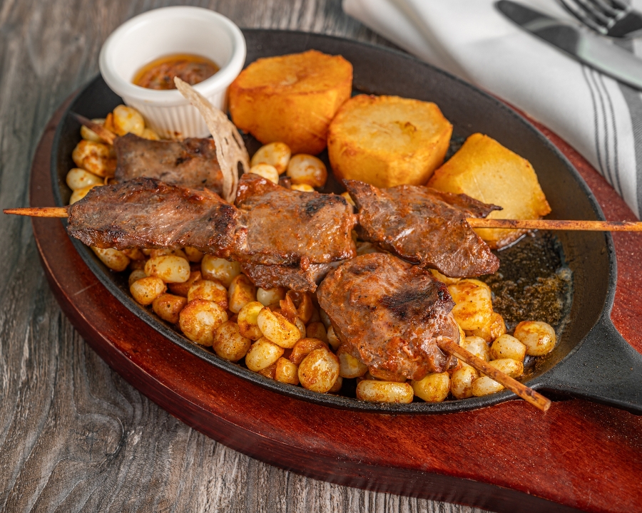 Anticuchos.