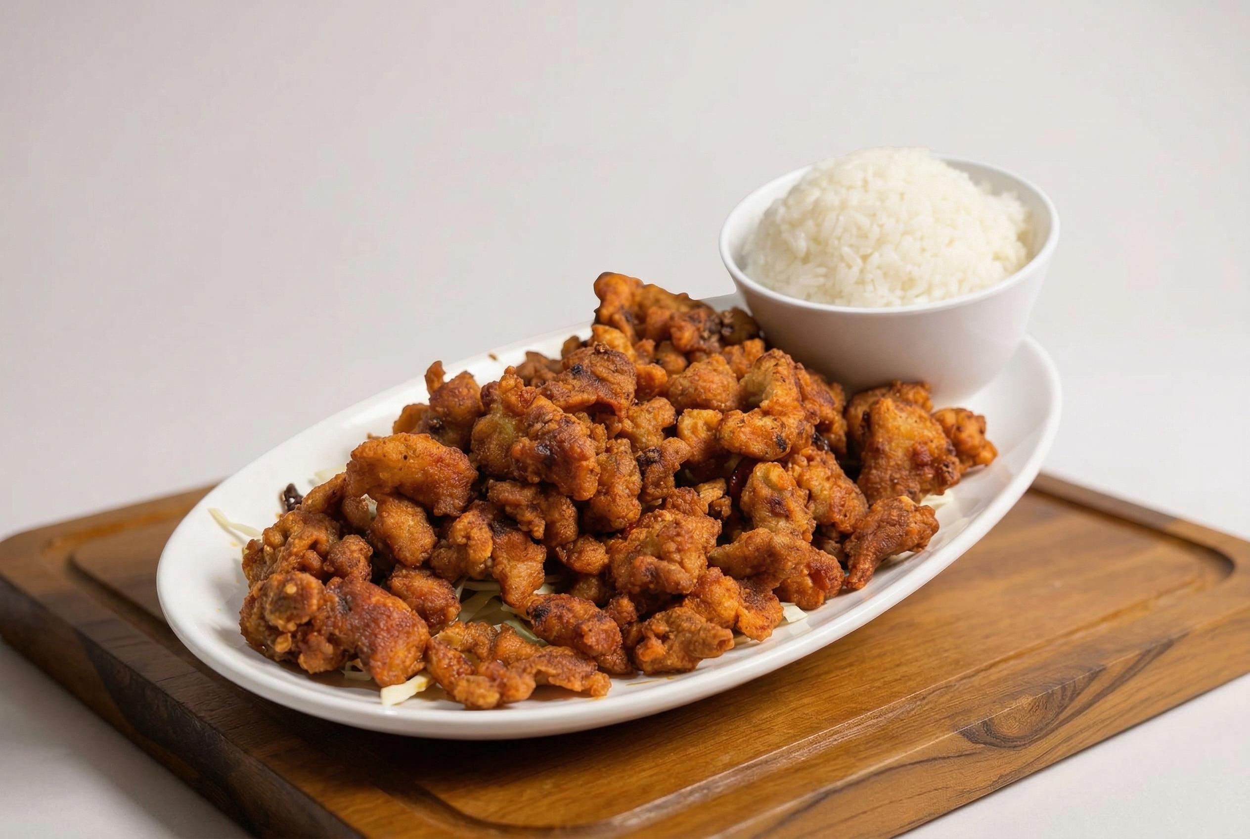辣子鸡 Peppery Chicken.