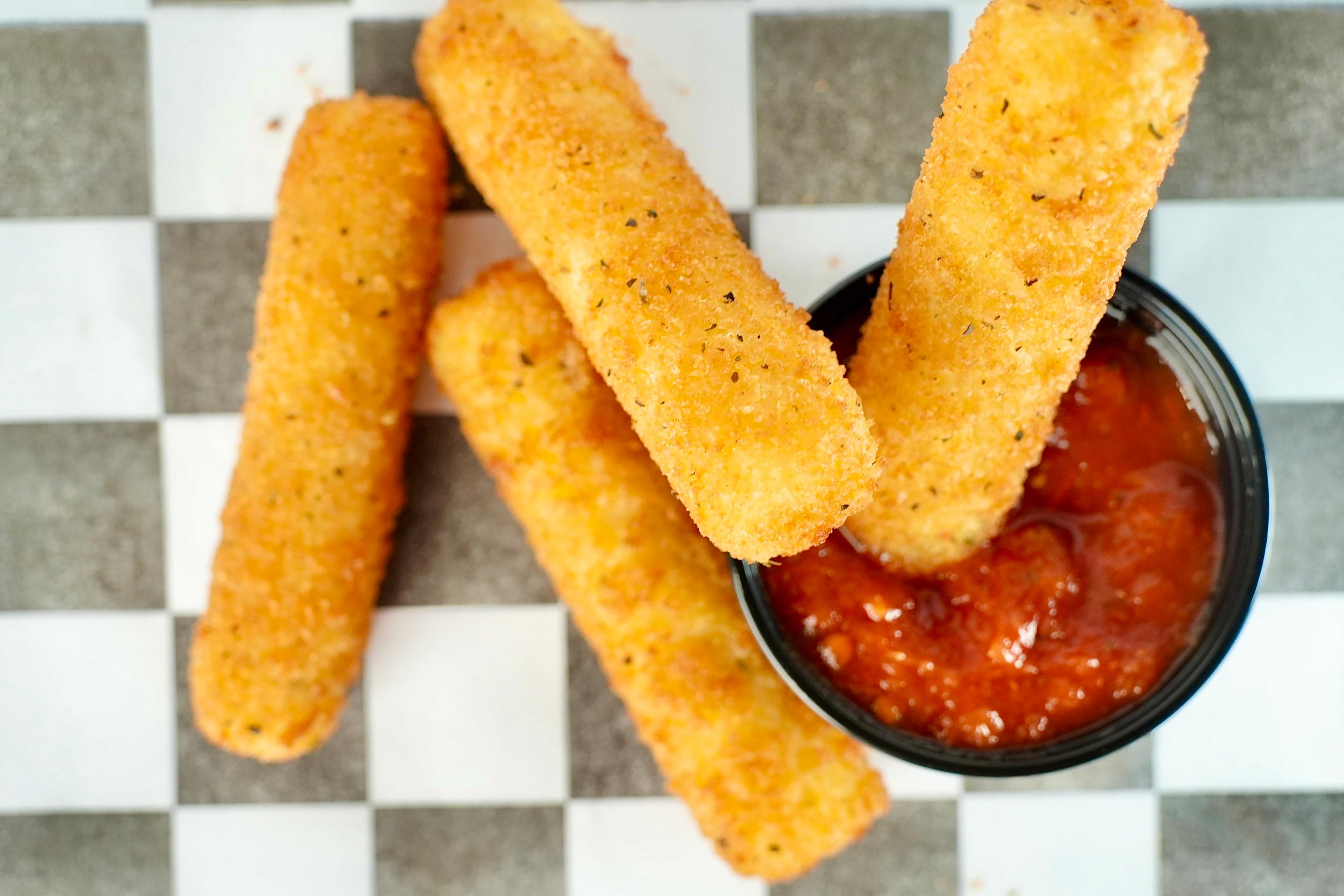 4 pc Mozeralla Sticks.