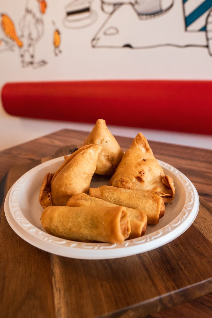 1 Pc Samosas Vegetable.