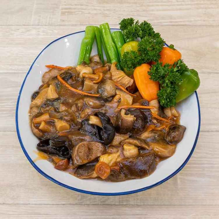 VG15. 竹笙羅漢齋/Buddha's Delight w Bamboo Fungus.