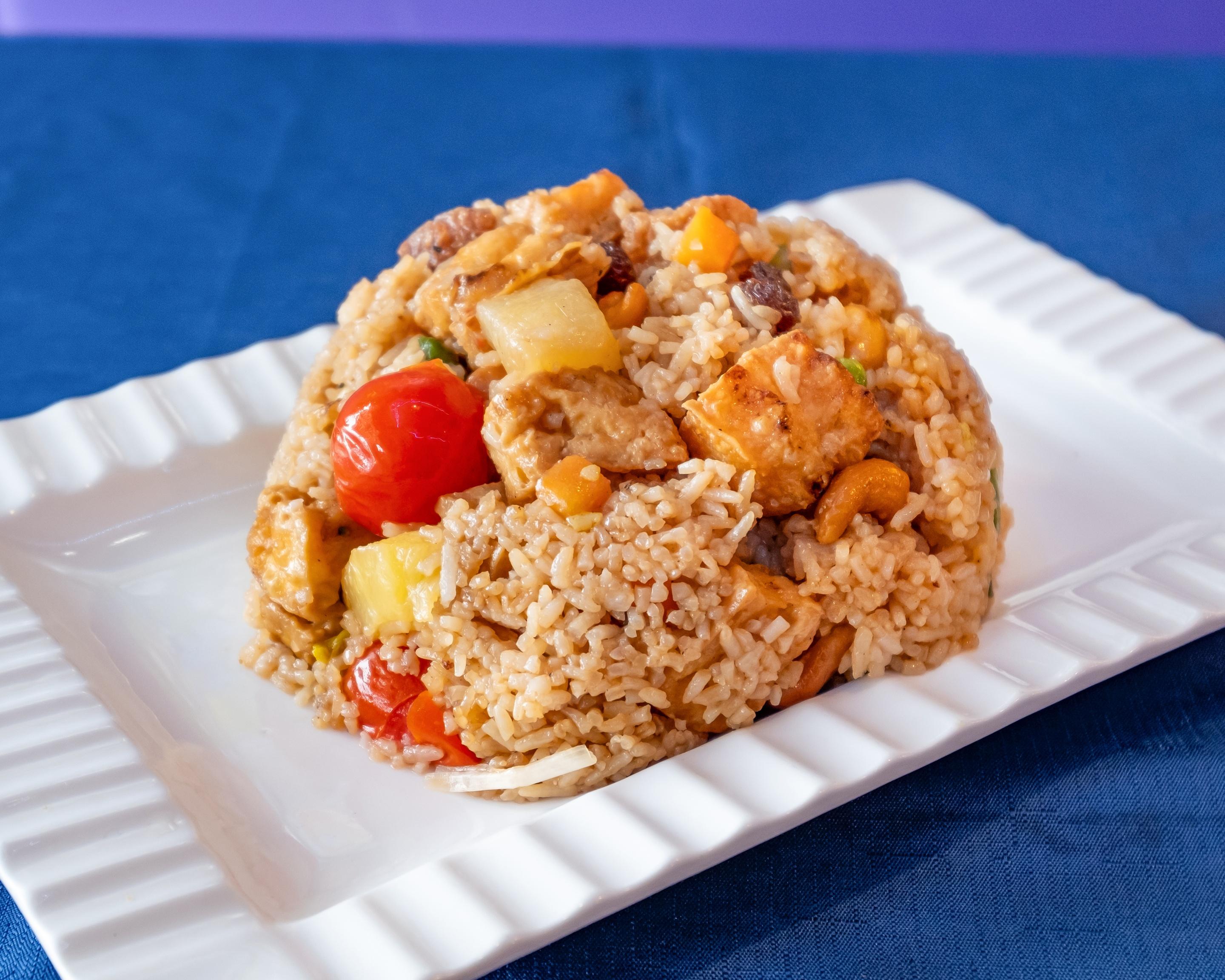 Vegan Pineapple Fried Rice (Tray).