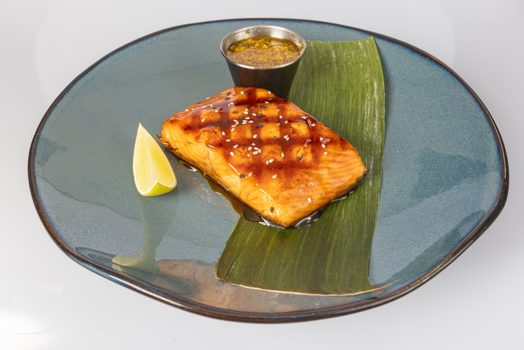 Salmon Nikkei.