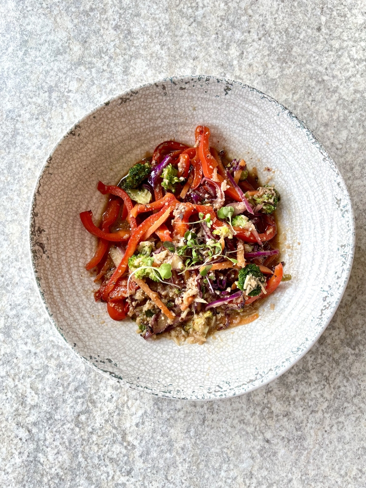 Plant Thai Stir Fry Bowl.