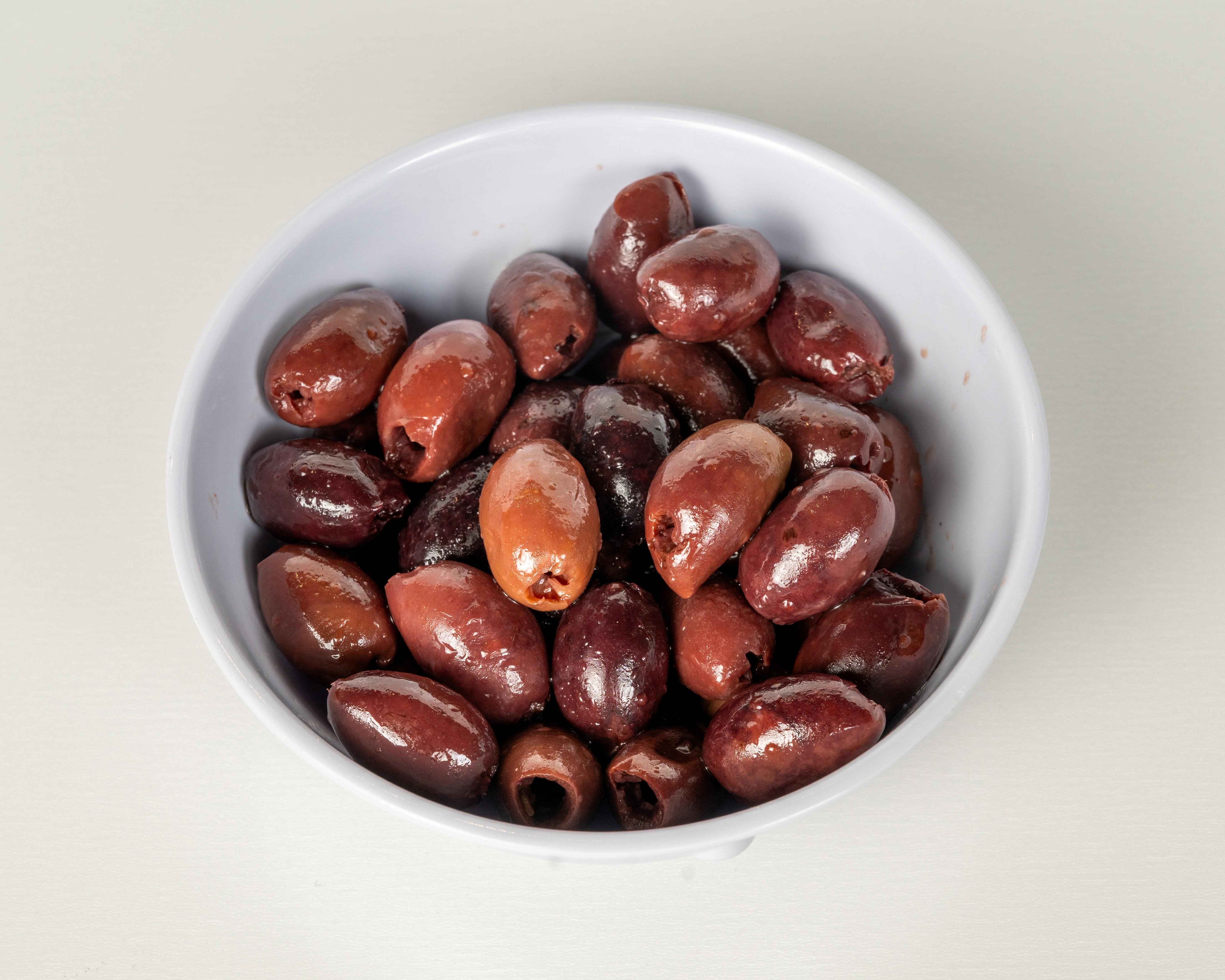 Kalamata Olives - 8 Oz (side).