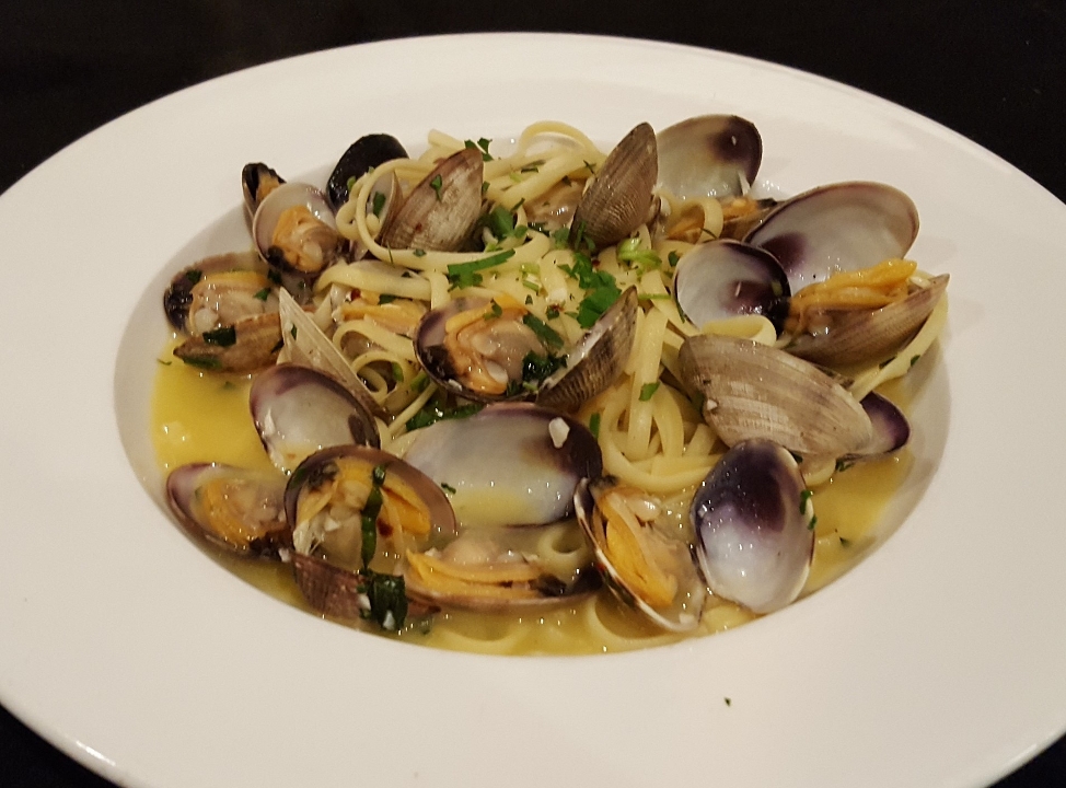 Linguine Vongole.