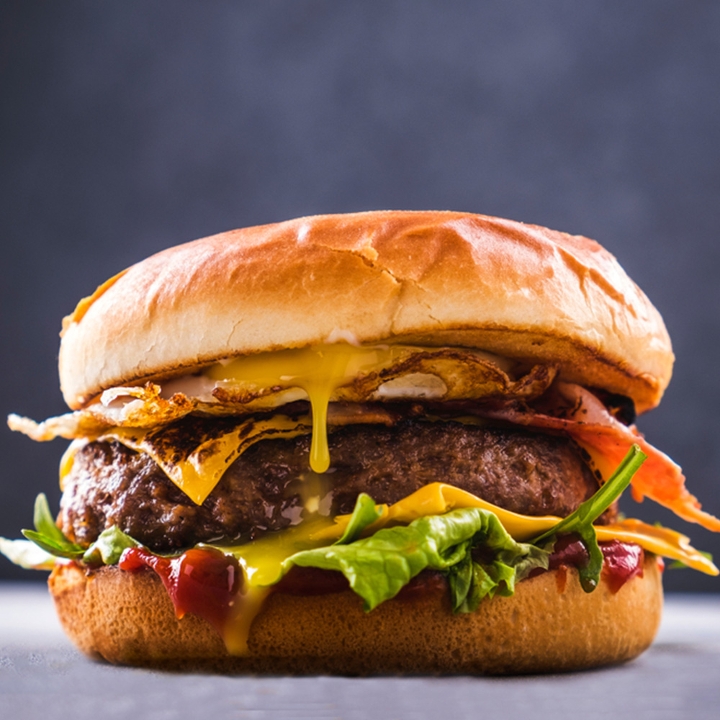 BREAKFAST BURGER.