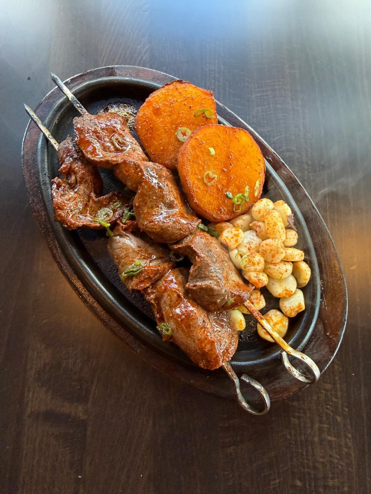 Anticuchos de Corazón de Res.