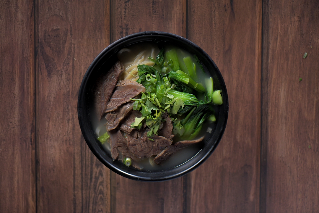 C-1 Classic Lan Zhou Beef Noodle Soup (兰州拉面).